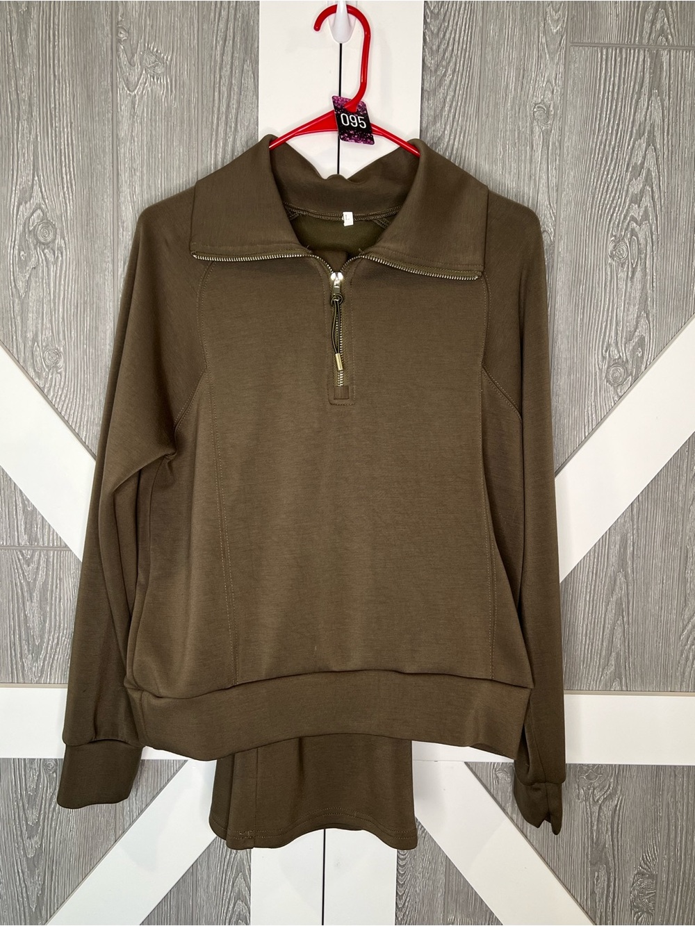 095. Women's Olive Half-Zip Pullover Sweater & matching pants large